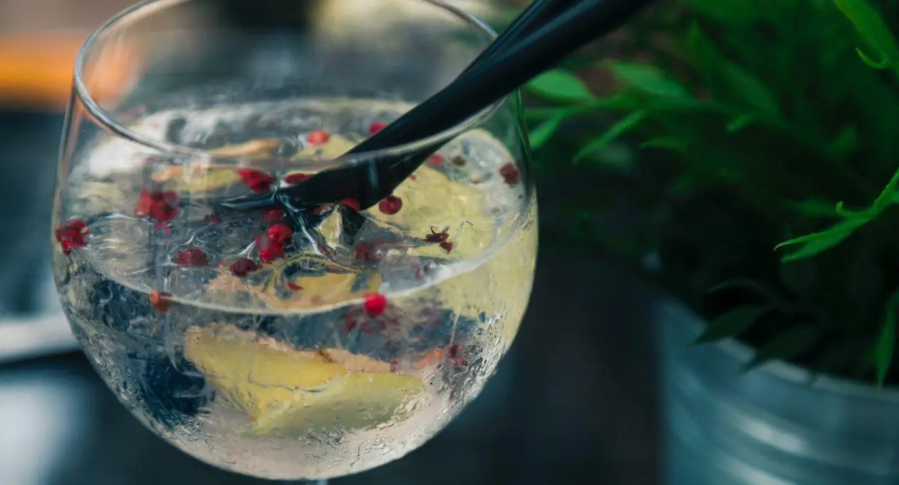 Hűsítő italok a forró nyári napokra: receptek és tippek