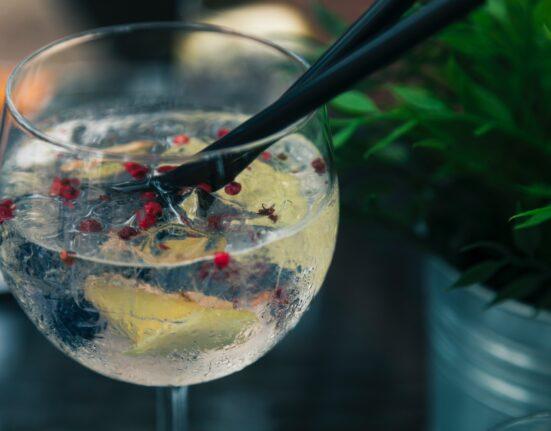 Hűsítő italok a forró nyári napokra: receptek és tippek